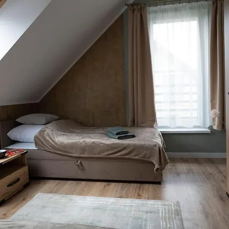 Dom Na Kwiatowej Holiday home Zarzecze (Silesia)
