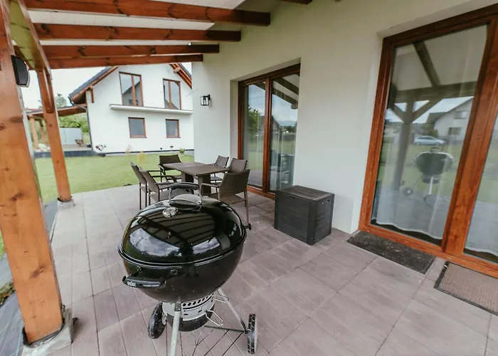 Dom Na Kwiatowej Zarzecze (Silesia)